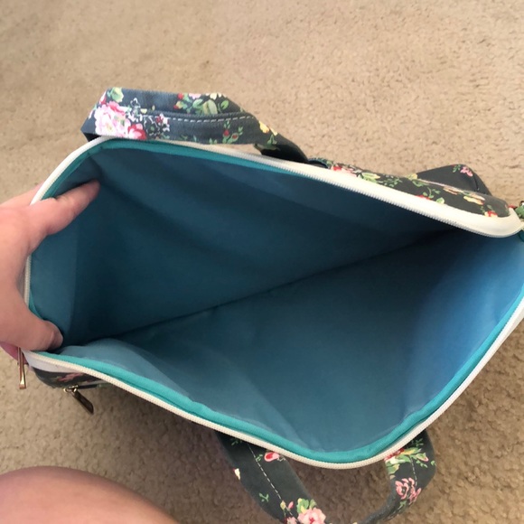 Laptop case - Picture 3 of 4